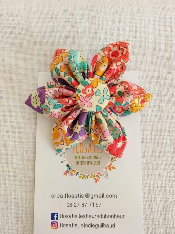 Maxi broche fleur