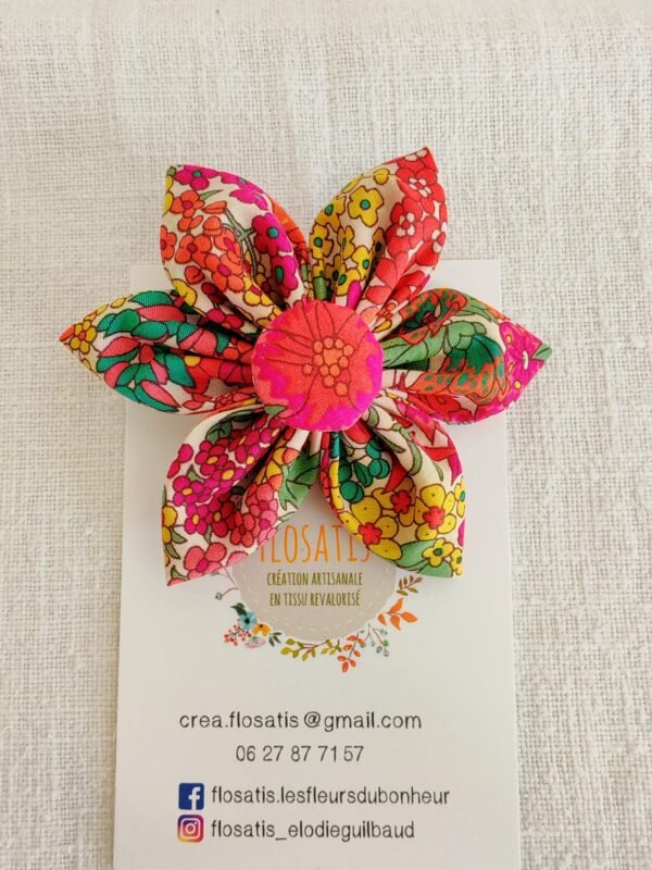 Maxi broche fleur