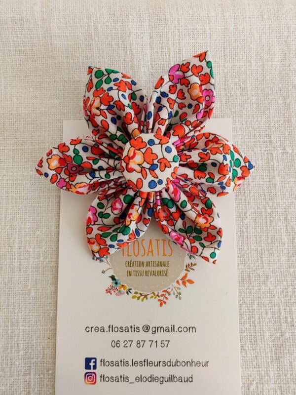 Maxi broche fleur