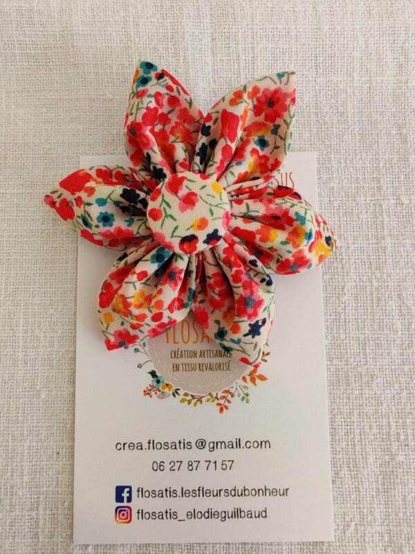 Maxi broche fleur