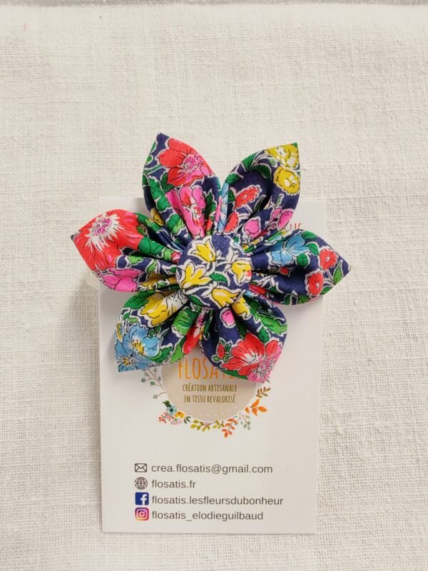Maxi broche fleur