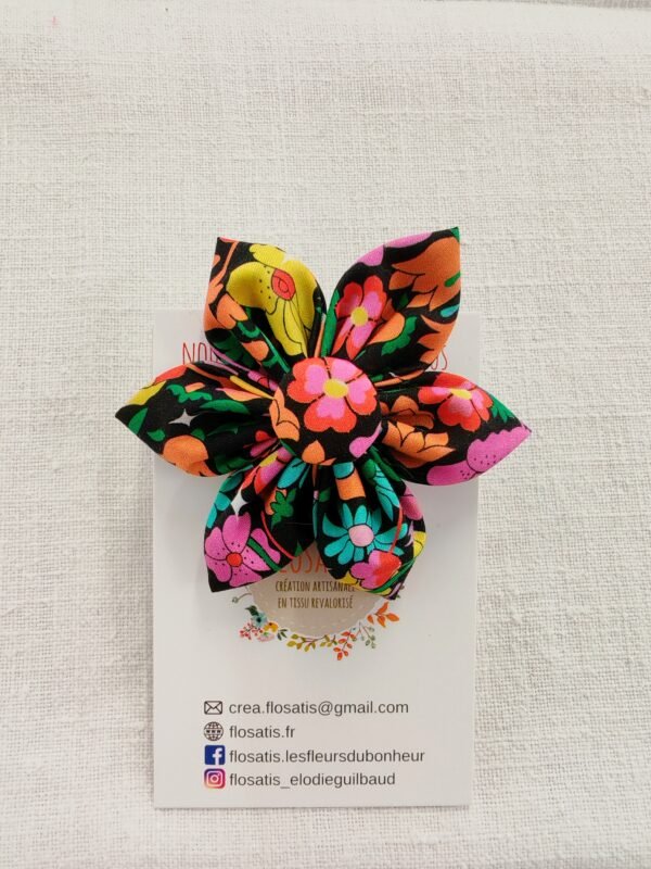 Maxi broche fleur